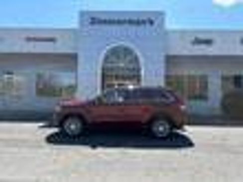 Certified 2021 Jeep Grand Cherokee Laredo X AWD/4WD image 1