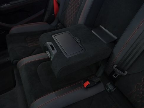 Used 2023 Lamborghini Urus Performante AWD/4WD image 18
