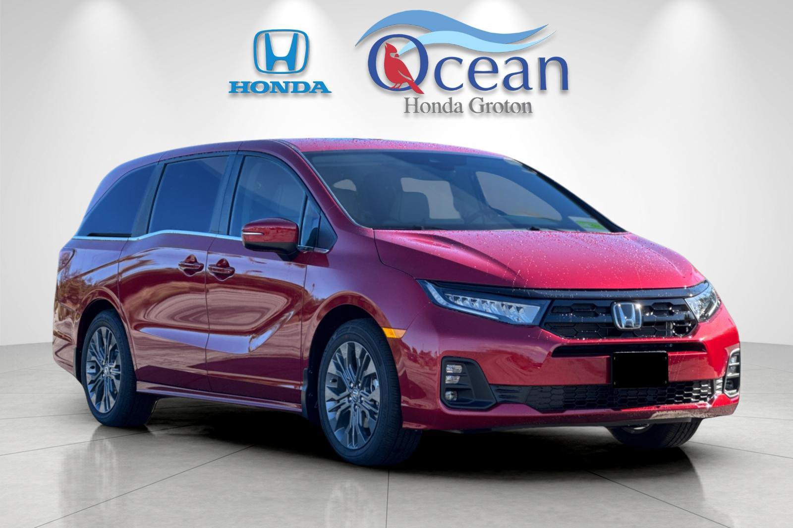 New 2026 Honda Odyssey Touring image 7