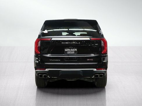 Used 2025 GMC Yukon XL Denali w/ Sun & Power Step Package AWD/4WD image 4