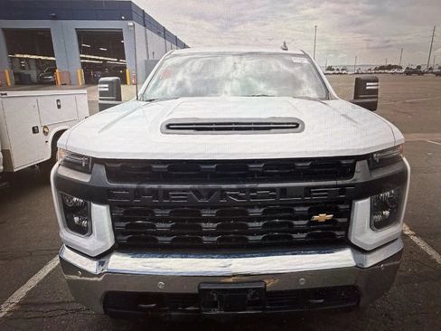 Used 2023 Chevrolet Silverado 2500 W/T w/ WT Convenience Package AWD/4WD image 6