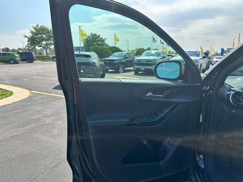 New 2026 Chevrolet Equinox LT w/ Convenience Package II image 14