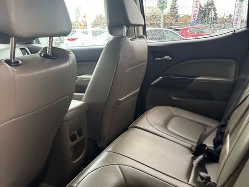 Used 2018 GMC Canyon SLT w/ Driver Alert Package image 12