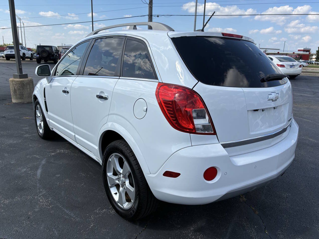 Used 2013 Chevrolet Captiva Sport LTZ FWD image 6