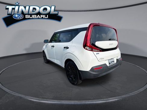 Used 2022 Kia Soul LX FWD image 6