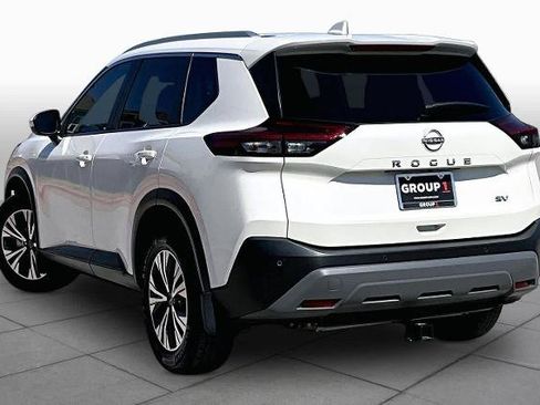 Certified 2023 Nissan Rogue SV w/ SV Premium B Package FWD image 12