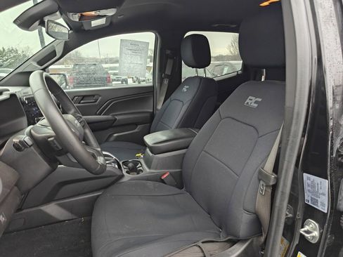 Certified 2024 Chevrolet Colorado Trail Boss w/ Technology Package image 9