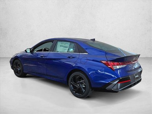 New 2026 Hyundai Elantra SEL Sport FWD image 9