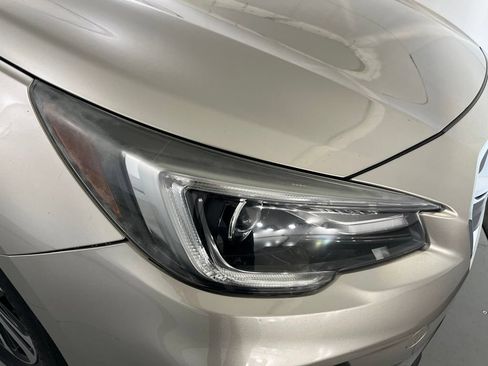 Used 2018 Subaru Outback 2.5i Limited AWD/4WD image 33