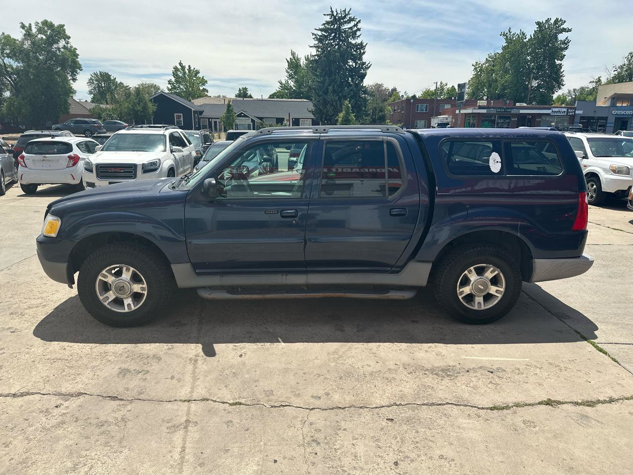 Used 2003 Ford Explorer Sport Trac XLS AWD/4WD image 8