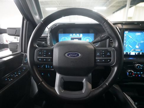 Used 2025 Ford F250 Lariat w/ Black Appearance Package AWD/4WD image 4