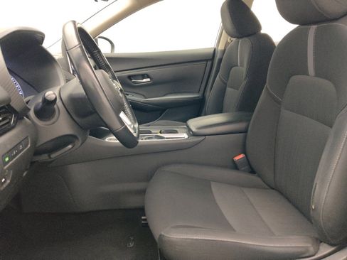 Used 2022 Nissan Sentra SV w/ All-Weather Package FWD image 17