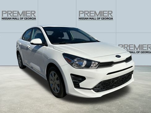 Used 2021 Kia Rio S image 3