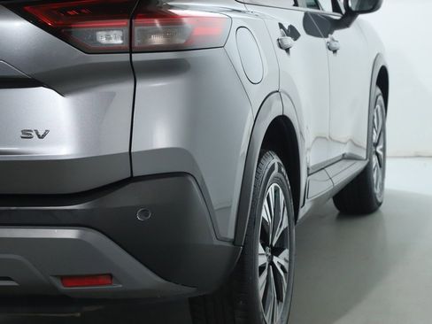 Used 2023 Nissan Rogue SV image 47