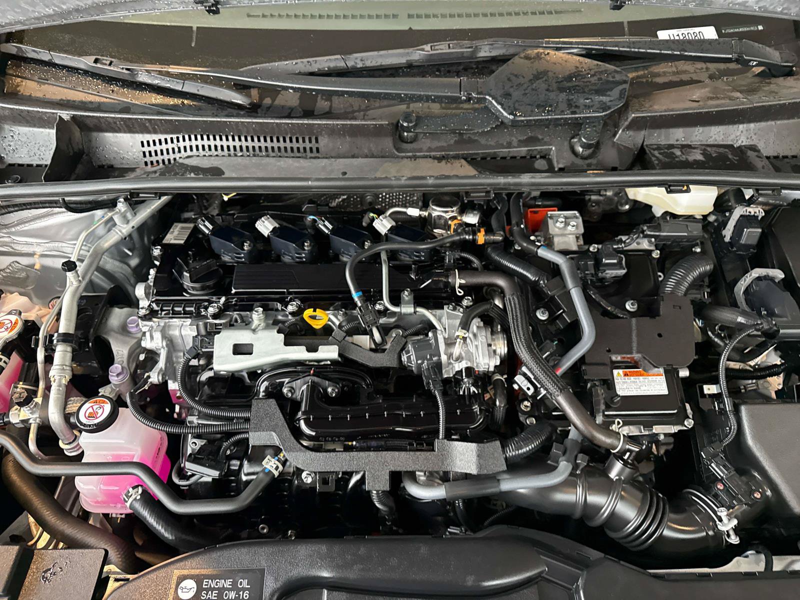 Used 2025 Toyota Prius LE FWD image 9