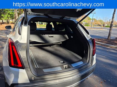 Used 2025 Cadillac XT5 Premium Luxury image 35