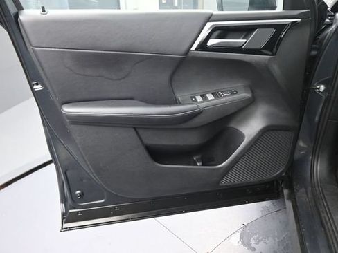 Used 2024 Mitsubishi Outlander SE Black Edition AWD/4WD image 20