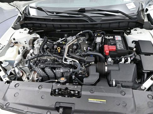 Used 2023 Nissan Altima 2.5 SR AWD/4WD image 30