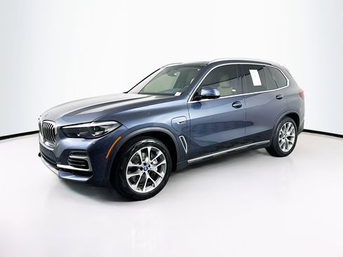 Used 2022 BMW X5 xDrive45e w/ Premium Package image 3