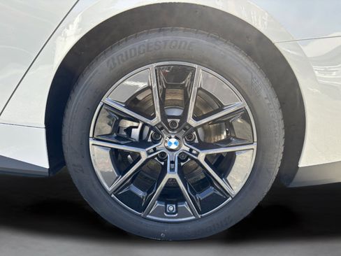 Used 2026 BMW i4 eDrive40 w/ Parking Assistance Package RWD image 32