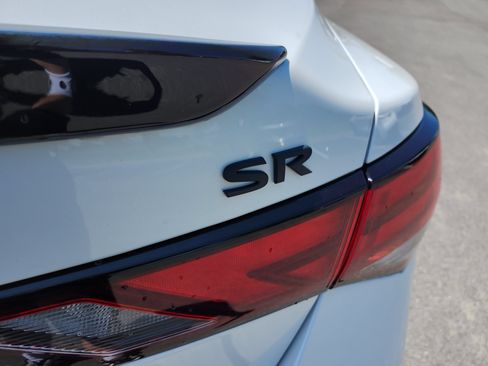 Used 2023 Nissan Sentra SR w/ Midnight Edition Package FWD image 20