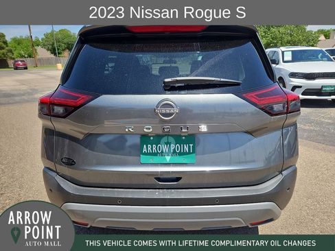 Used 2023 Nissan Rogue S FWD image 10