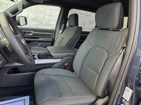 New 2026 RAM 1500 4x4 Crew Cab image 15