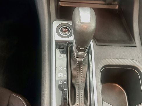 Used 2024 Nissan Sentra SV FWD image 23