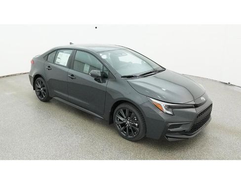 Used 2026 Toyota Corolla SE FWD image 16