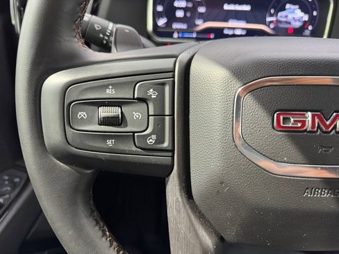 Used 2024 GMC Sierra 1500 AT4 w/ Technology Package AWD/4WD image 22