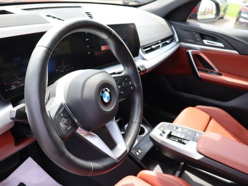 Used 2026 BMW X2 xDrive28i AWD/4WD image 10