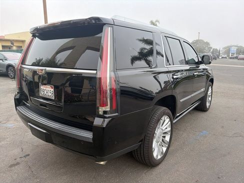 Used 2019 Cadillac Escalade Platinum image 6