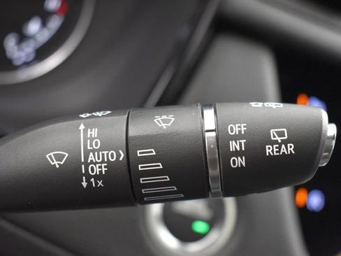 Used 2025 Cadillac XT5 Premium Luxury FWD image 27