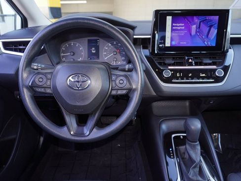 Certified 2025 Toyota Corolla LE image 10