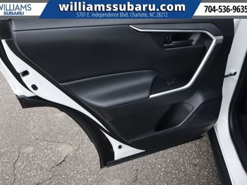 Used 2021 Toyota RAV4 LE image 32