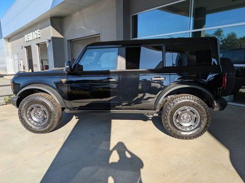 New 2025 Ford Bronco Badlands image 7