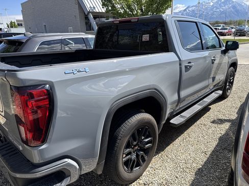 Used 2024 GMC Sierra 1500 Elevation w/ Elevation Premium Package AWD/4WD image 3
