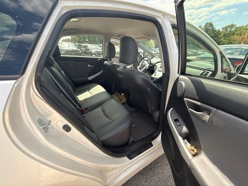 Used 2013 Toyota Prius Four FWD image 2