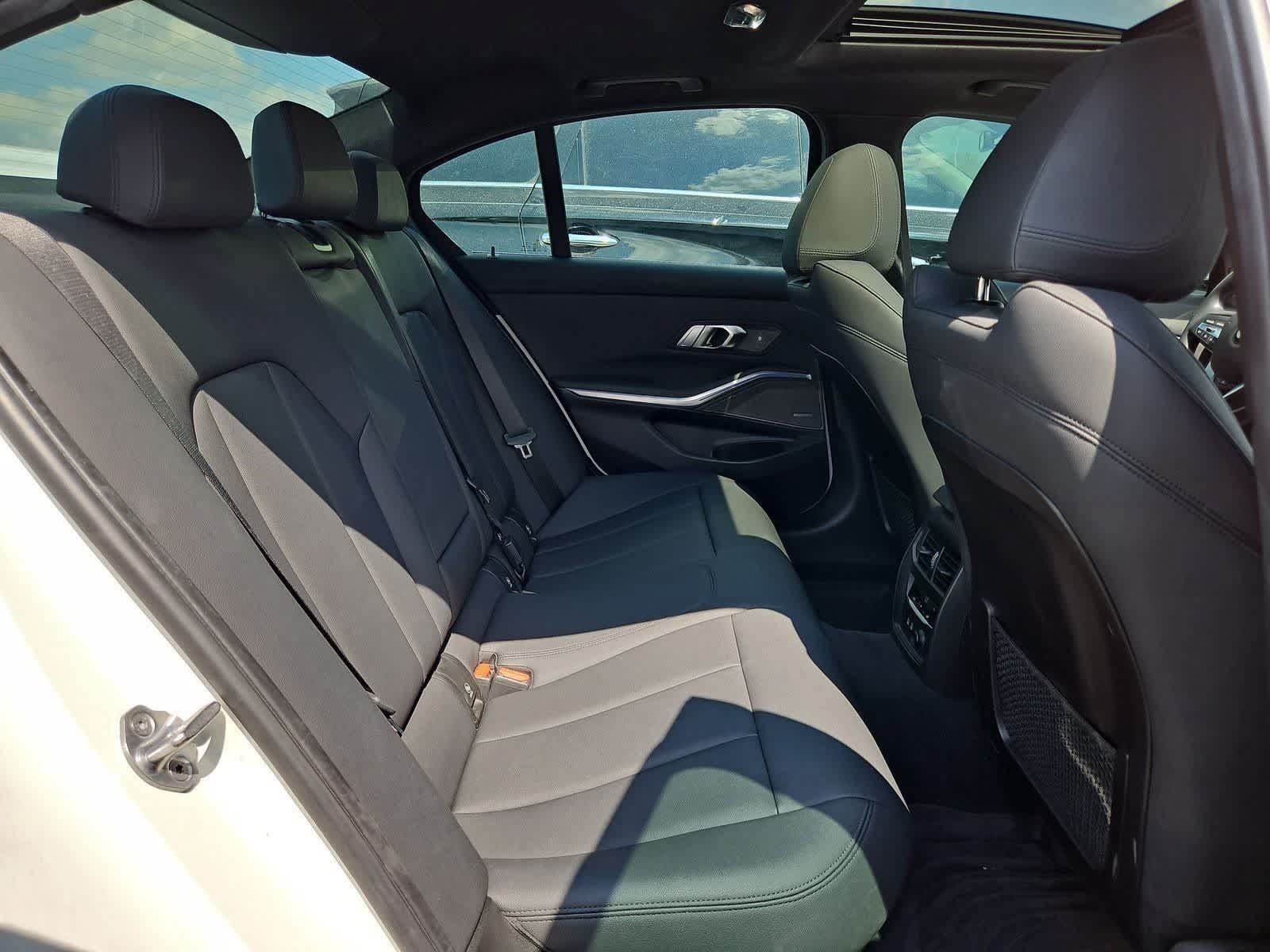 Used 2019 BMW 330i Sedan w/ Premium Package RWD image 21
