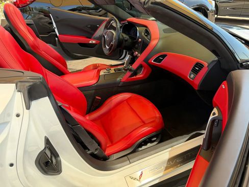 Used 2015 Chevrolet Corvette Stingray Convertible w/ 3LT Preferred Equipment Group RWD image 13