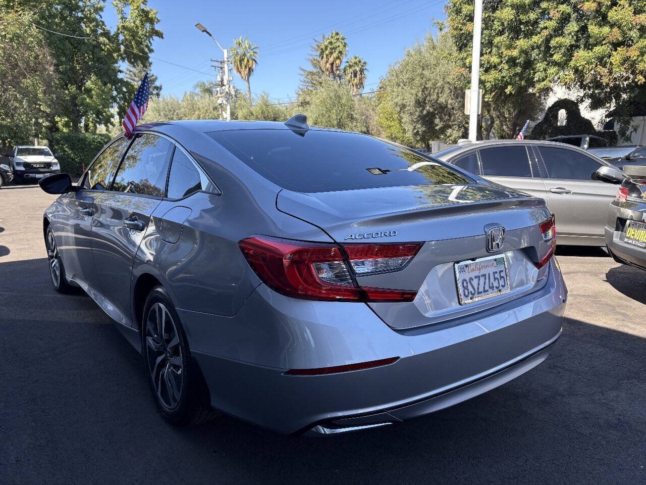 Used 2020 Honda Accord Hybrid image 4