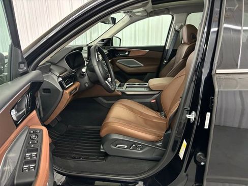 New 2026 Acura MDX w/ Technology Package FWD image 2