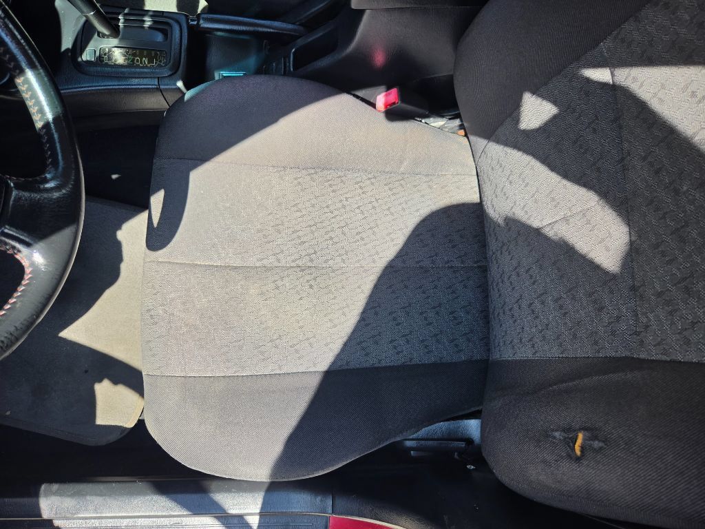 Used 2001 Toyota Corolla S w/ Extra Value Pkg 1 FWD image 17