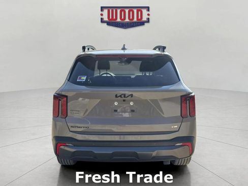 Used 2025 Kia Sorento SX Prestige w/ Olive Brown Leather Package image 5