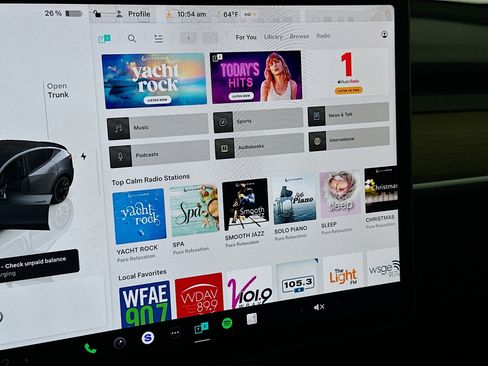 Used 2023 Tesla Model Y Long Range image 19