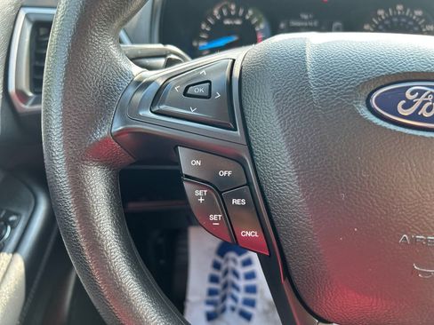 Used 2018 Ford Edge SE AWD/4WD image 22