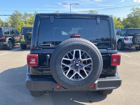 New 2025 Jeep Wrangler Sahara w/ Safety Group image 4