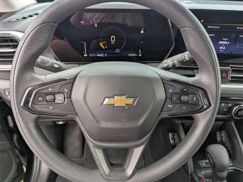 Used 2025 Chevrolet TrailBlazer LT image 19