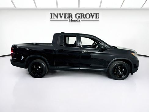 Certified 2024 Honda Ridgeline Black Edition image 4