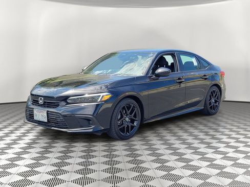 Certified 2024 Honda Civic Sport image 3